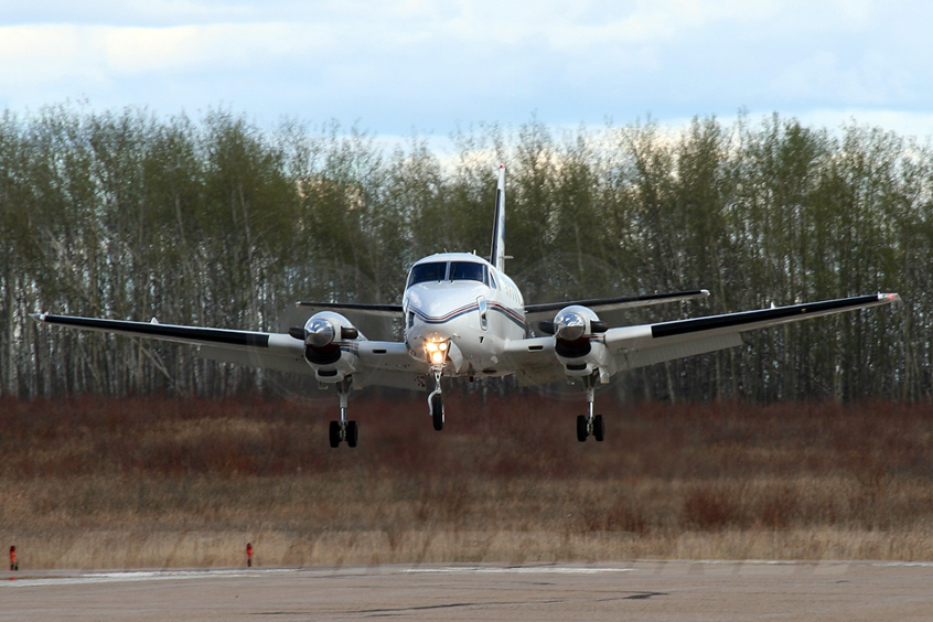 Beechcraft King Air 260 turboprop private aircraft for Bahamas charter