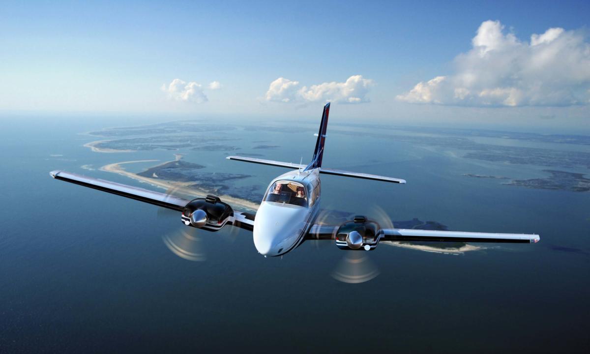 Beechcraft Baron G58 cabin for Bahamas charter