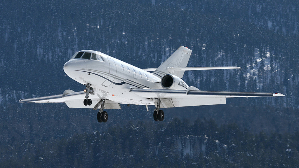Falcon 20 midsize jet private aircraft for Bahamas charter