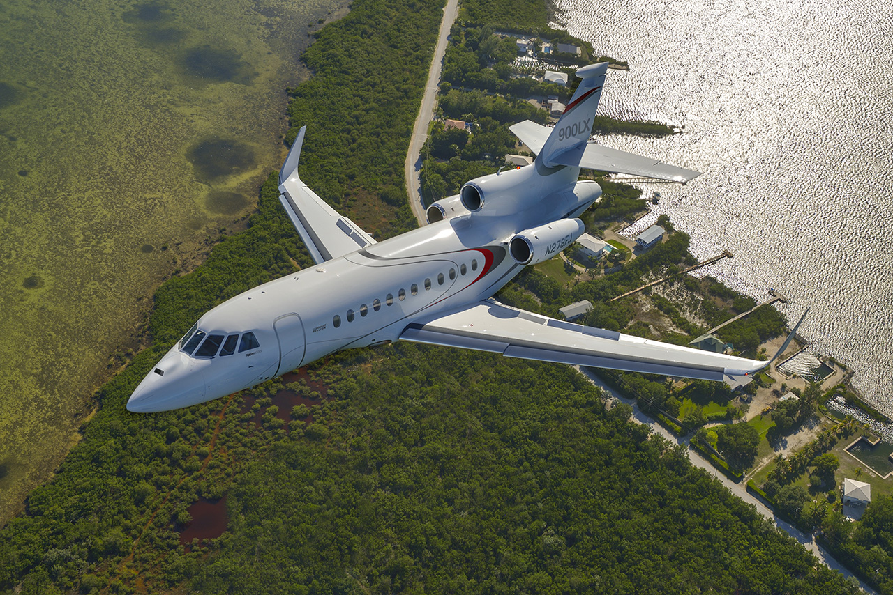Dassault Falcon 900LX heavy jet private aircraft for Bahamas charter