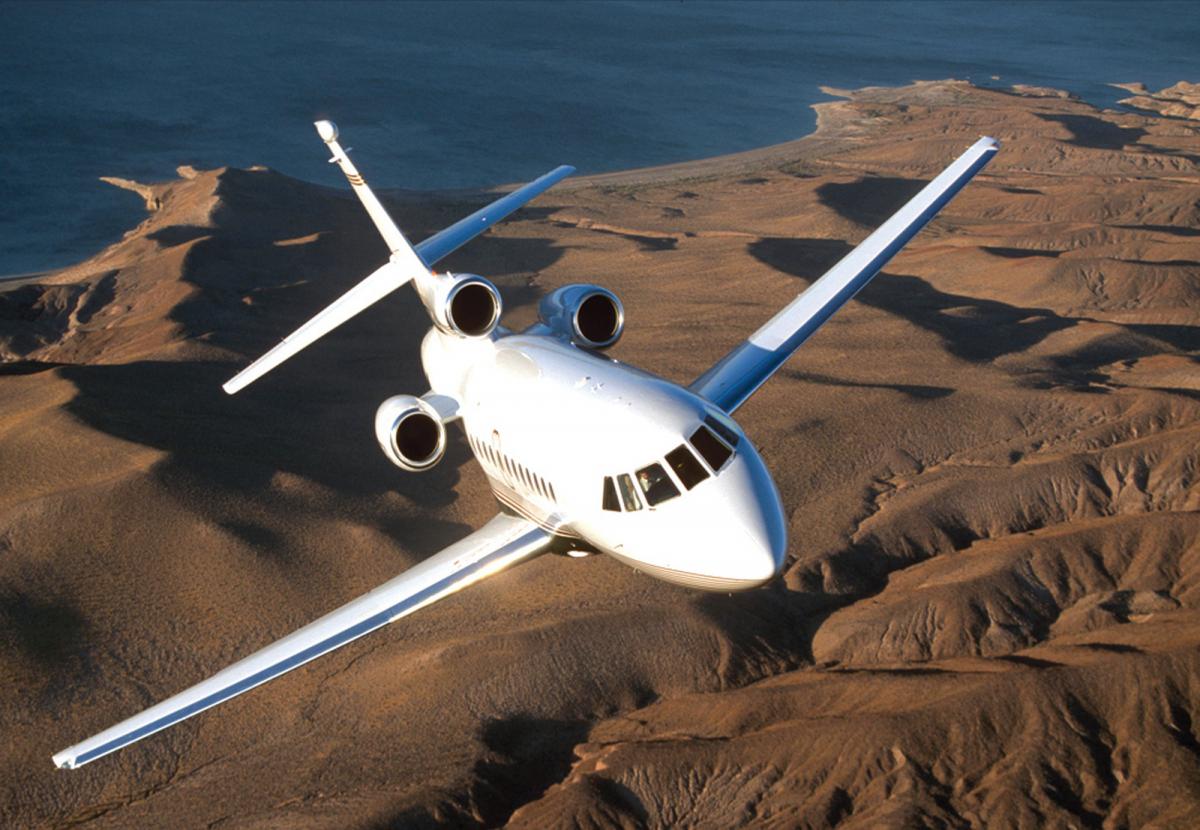 Falcon 900 cabin for Bahamas charter